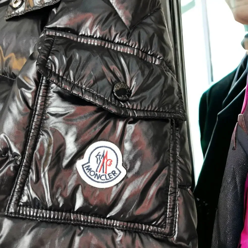 Moncler Men's and Women's Black Down Jackets - Picture 3 of 7